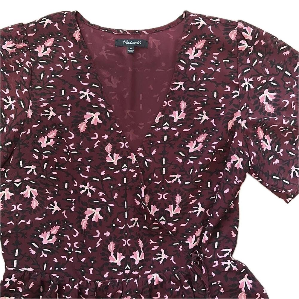 Madewell Georgette Flutter-Sleeve Peplum Paisley Dark Fig Top Size XS🍷✨ 🍂 - Picture 6 of 12